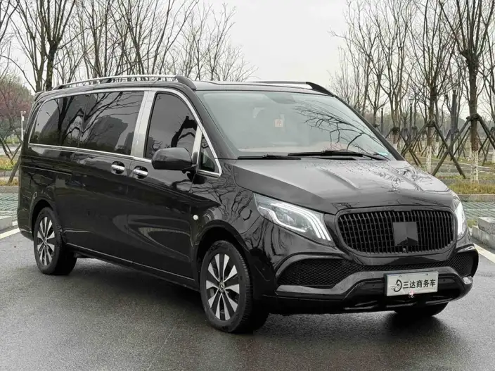 Viano 2023 Model 2.0T Business Edition 7 seat – фото 3