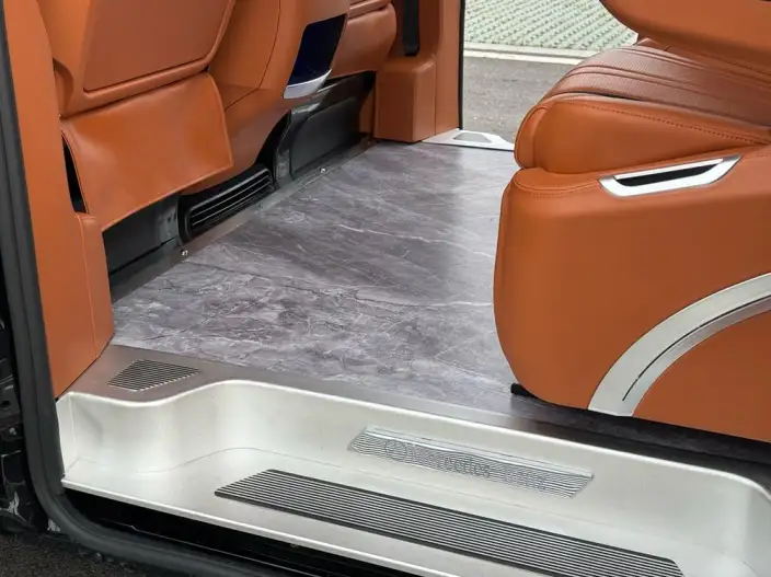 Viano 2023 Model 2.0T Business Edition 7 seat – фото 8