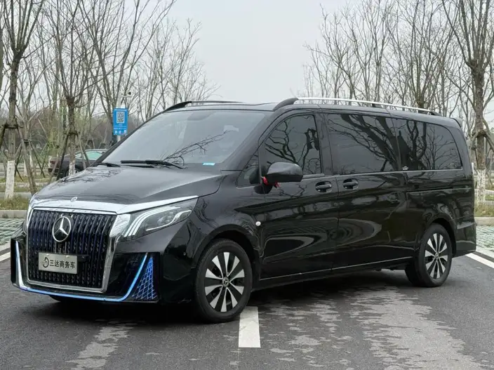 Viano 2021 Model 2.0T Business Edition 7 seat – фото 1
