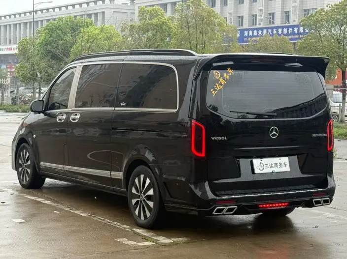 Viano 2023 Model 2.0T Business Edition 7 seat – фото 5