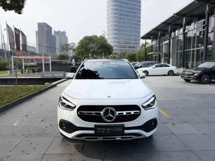 Mercedes-Benz GLA 2023 Model GLA 220 – фото 2
