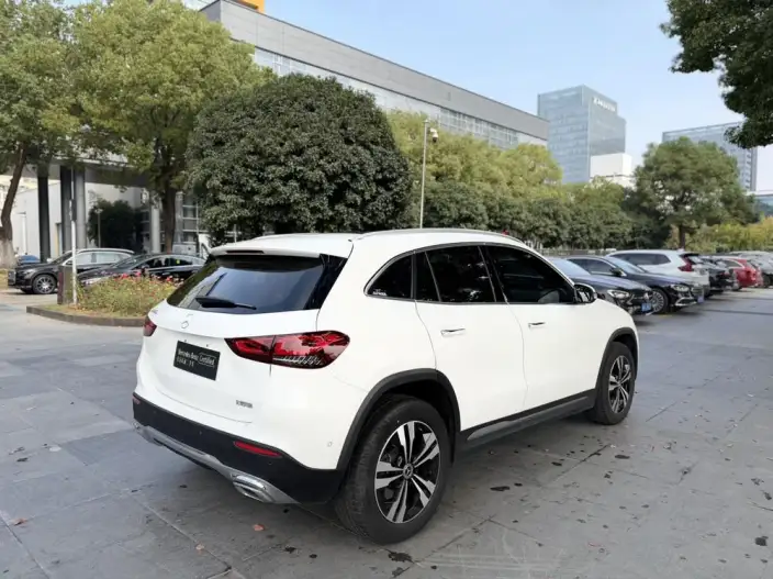Mercedes-Benz GLA 2023 Model GLA 220 – фото 7