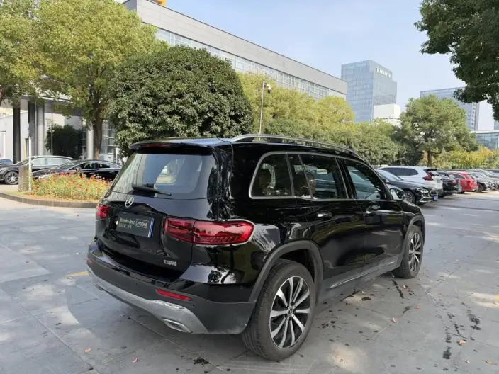 Mercedes-Benz GLB 2025 Model GLB 220 Fashion Model – фото 7