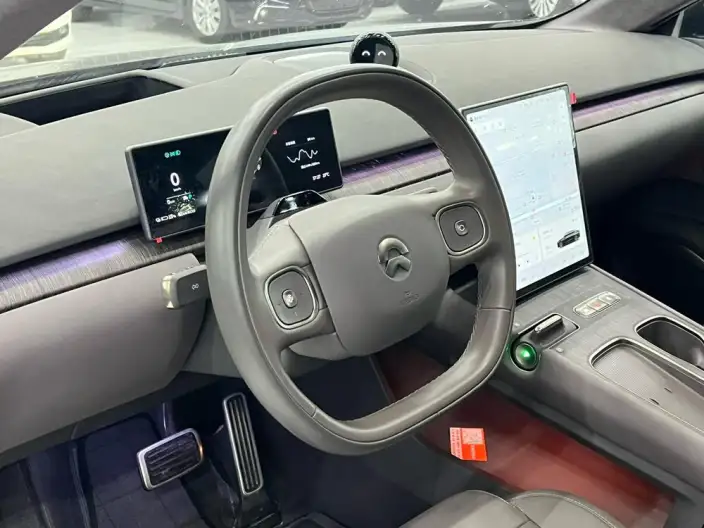 NIO ET7 2024 Model 75kWh Executive Signature Edition – фото 7