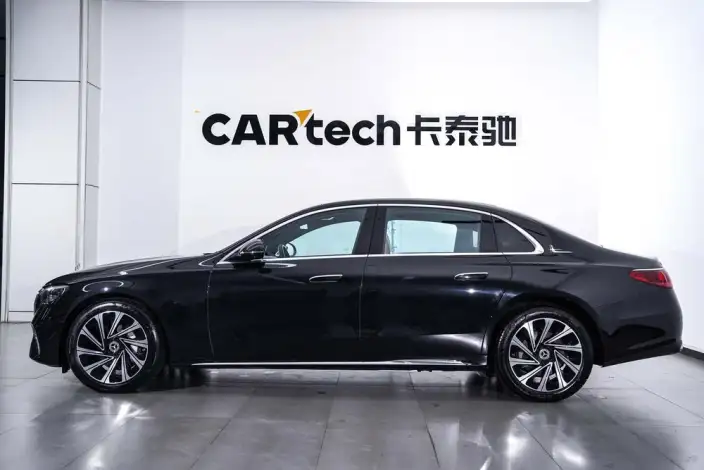 Mercedes-Benz E-Class 2025 Model E 300 L Luxury Model sedan – фото 3