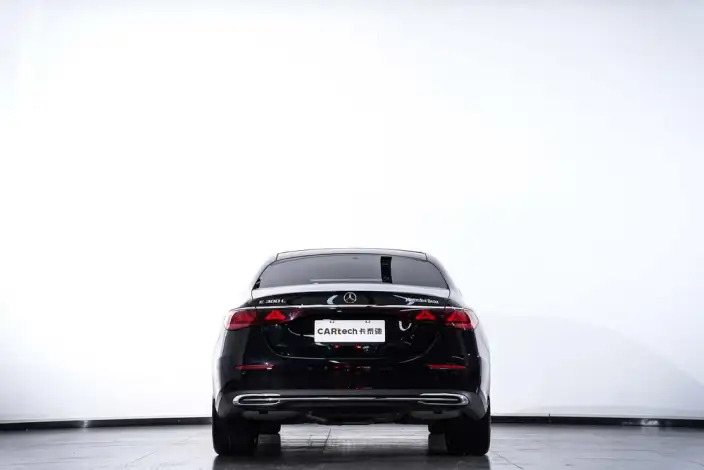 Mercedes-Benz E-Class 2025 Model E 300 L Luxury Model sedan – фото 4