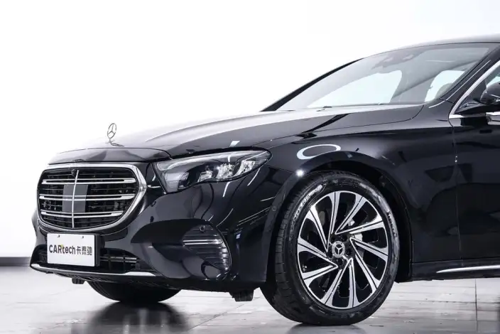 Mercedes-Benz E-Class 2025 Model E 300 L Luxury Model sedan – фото 10