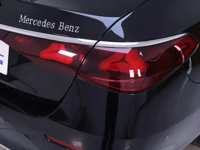 Mercedes-Benz E-Class 2025 Model E 300 L Fashion Model sedan – фото 8