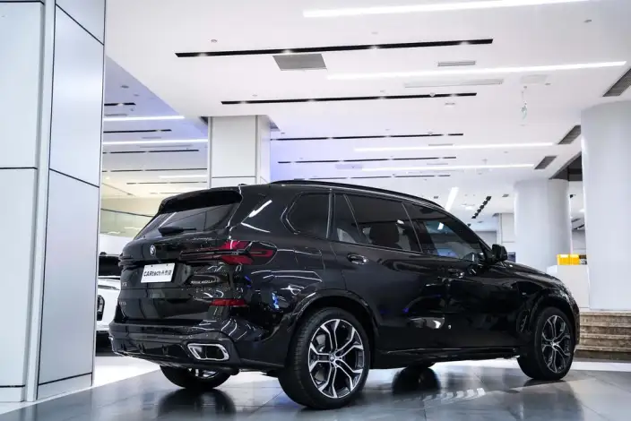 BMW X5 2026 Model Facelift xDrive40Li M Sports Night Set – фото 4