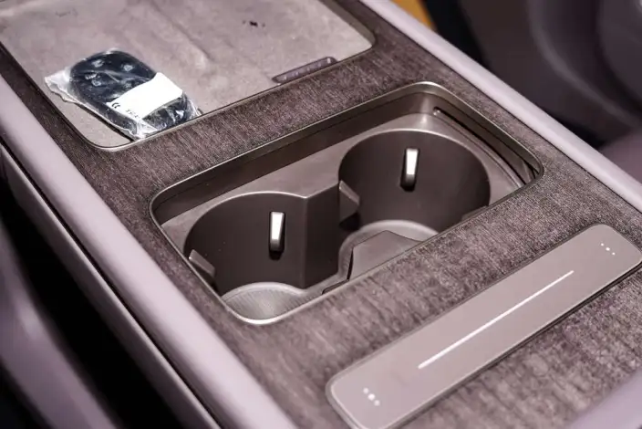 NIO ES8 2026 Model VI seat Executive Signature Edition – фото 10
