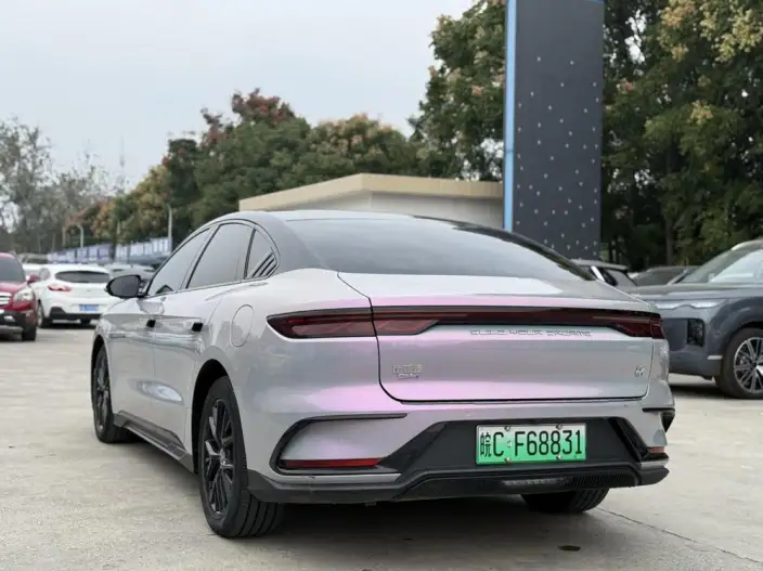 BYD Han DM 2024 Model DM-i Honor Edition 121KM Noble Model – фото 4