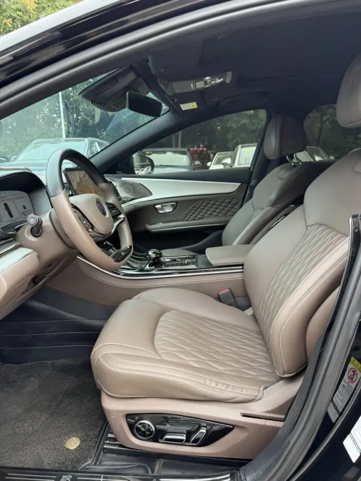 BYD Han DM 2024 Model DM-i Honor Edition 121KM Noble Model – фото 10