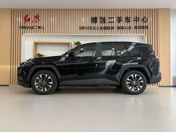 Toyota RAV4 2026 Model 2.0L 2WD Deluxe Edition – фото 3