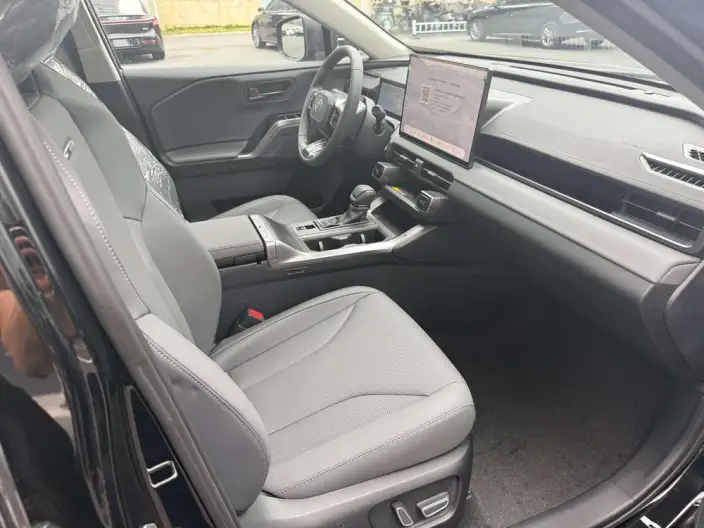 Toyota RAV4 2026 Model 2.0L 2WD Deluxe Edition – фото 7