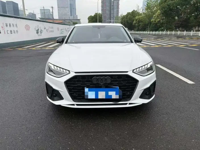 Audi A4 L 2022 Model 40 TFSI Fashion Dynamic Model – фото 2