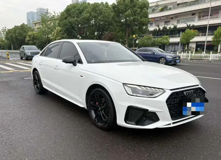 Audi A4 L 2022 Model 40 TFSI Fashion Dynamic Model – фото 3