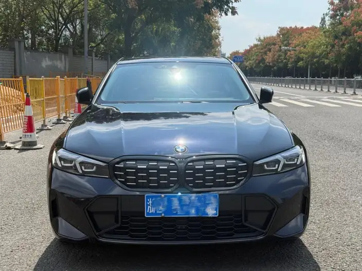 BMW 3 Series 2023 Model 325Li M Sports Night Set – фото 2