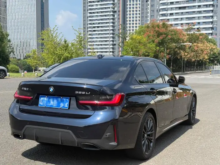 BMW 3 Series 2023 Model 325Li M Sports Night Set – фото 6
