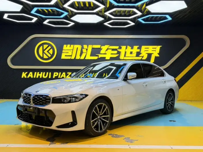 BMW 3 Series 2025 Model 325Li M Sports Set – фото 1