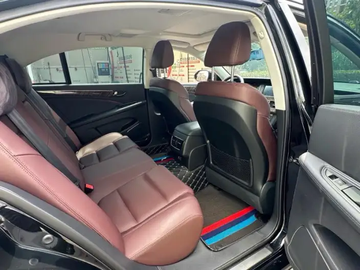 Hongqi H7 2021 Model 1.8T Comfort Edition – фото 8