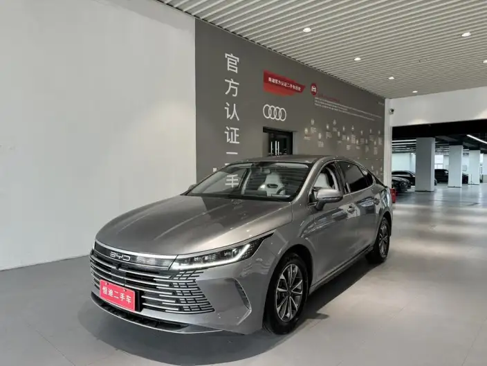 BYD Destroyer 05 2022 Model DM-i 55KM Comfort Model – фото 1