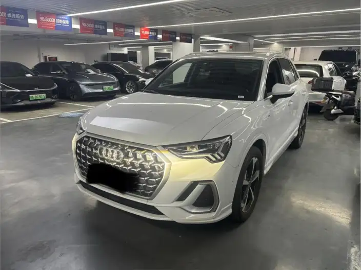 AUDI Q3 2024 Model 35 TFSI Fashion Dynamic Model – фото 1