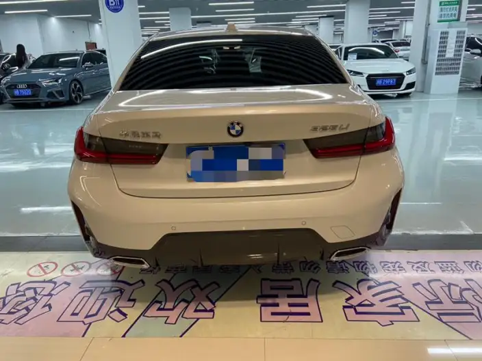 BMW 3 Series 2023 Model 325Li M Sports Set – фото 5