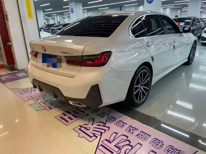 BMW 3 Series 2023 Model 325Li M Sports Set – фото 6