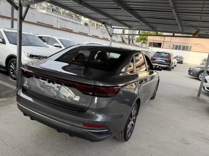 Geely Emgrand 2022 Model No. 4 Gen 1.5L CVT Noble Model – фото 6