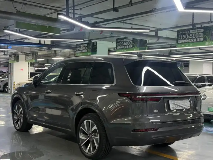 Li Auto ONE 2021 Model Extended Range 6 seat Edition – фото 4