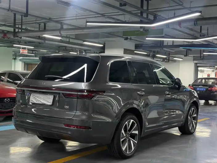 Li Auto ONE 2021 Model Extended Range 6 seat Edition – фото 6