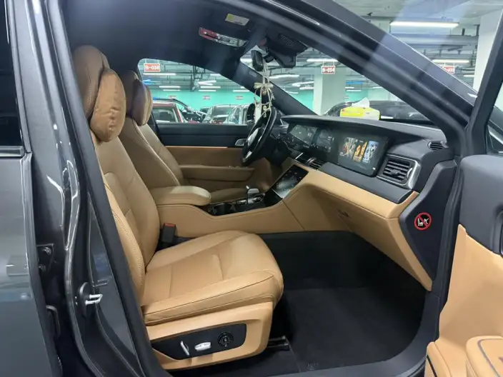 Li Auto ONE 2021 Model Extended Range 6 seat Edition – фото 8