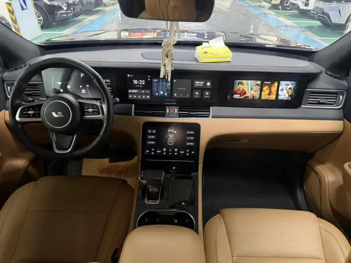 Li Auto ONE 2021 Model Extended Range 6 seat Edition – фото 9
