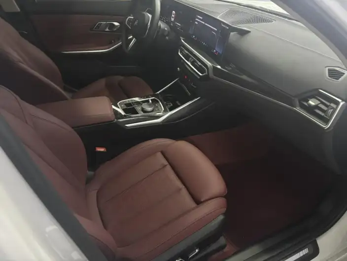 BMW 3 Series 2023 Model 325Li M Sports Set – фото 7