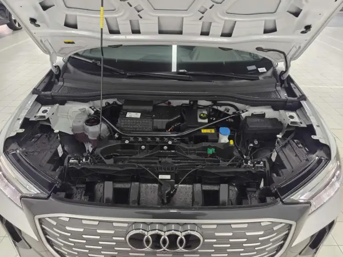 Audi Q4 e-tron 2024 Model 40 e-tron Chuangxing Edition – фото 7