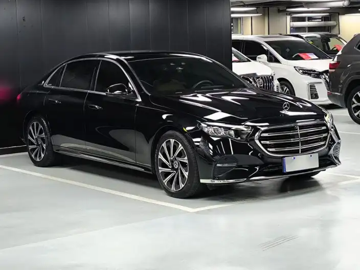 Mercedes-Benz E-Class 2024 Model E 300 L Luxury Model sedan – фото 3