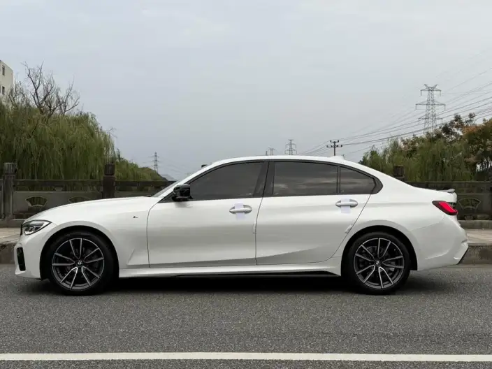 BMW 3 Series 2022 Model 325Li M Sports Night Set – фото 4