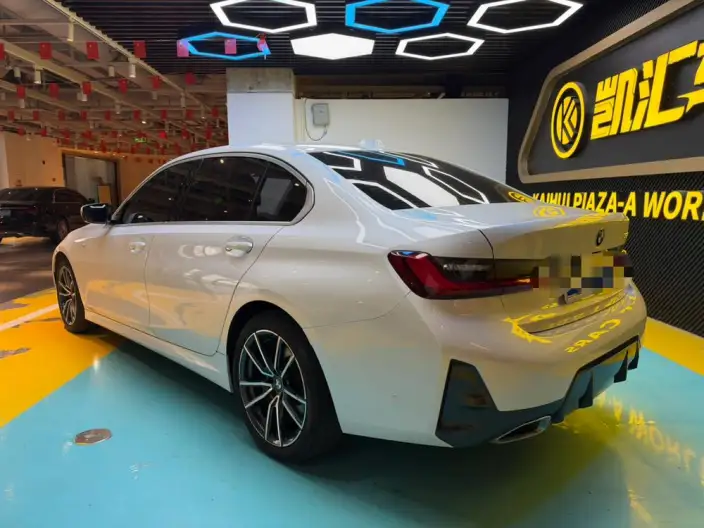 BMW 3 Series 2023 Model 325Li M Sports Set – фото 4