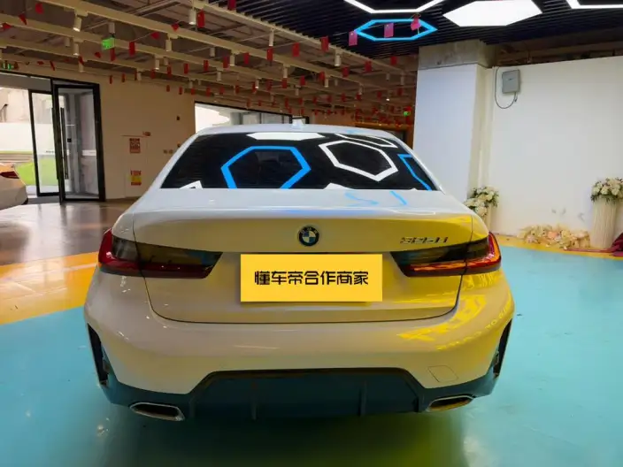BMW 3 Series 2023 Model 325Li M Sports Set – фото 5