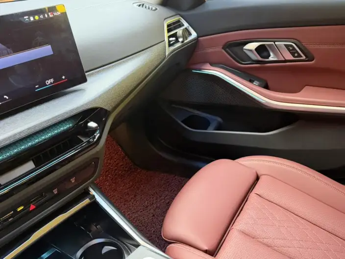 BMW 3 Series 2025 Model 325Li M Sports Set – фото 6