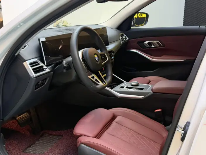 BMW 3 Series 2025 Model 325Li M Sports Set – фото 10