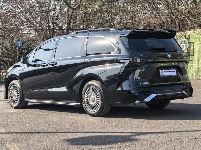 Toyota Sienna 2024 Model Hybrid 2.5L Comfort Edition – фото 5