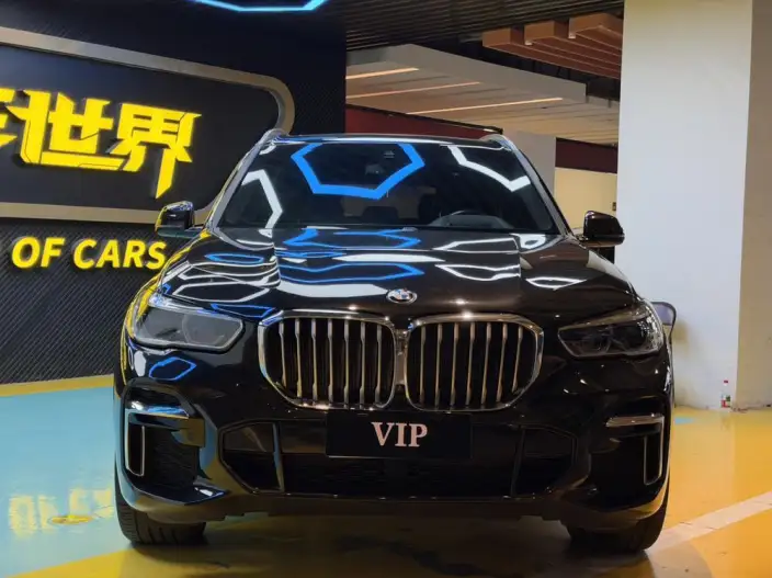BMW X5 2022 Model xDrive 40Li M Sports Set – фото 2