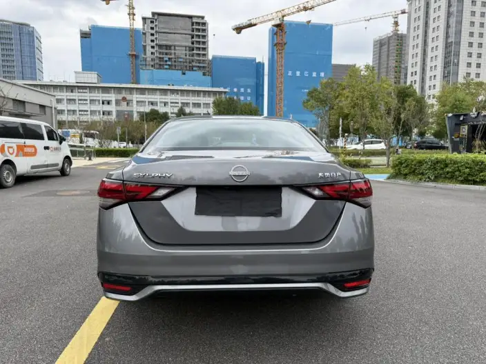 Nissan Sylphy 2023 Model 1.6L CVT Yuexiang Edition – фото 5