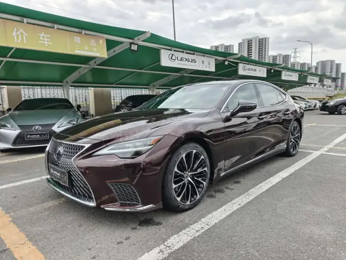 Lexus LS 2021 Model 500h Executive Edition