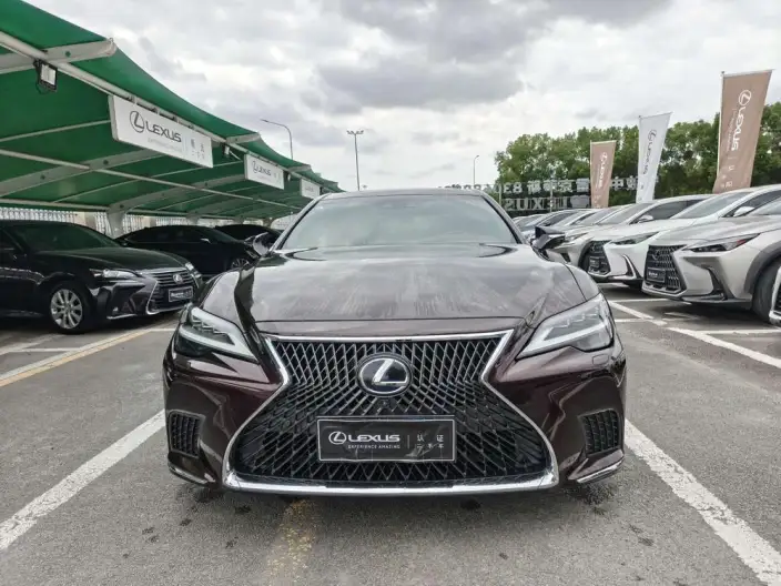 Lexus LS 2021 Model 500h Executive Edition