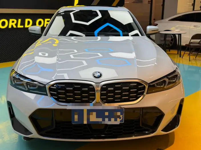 BMW 3 Series 2025 Model 325Li M Sports Set – фото 2