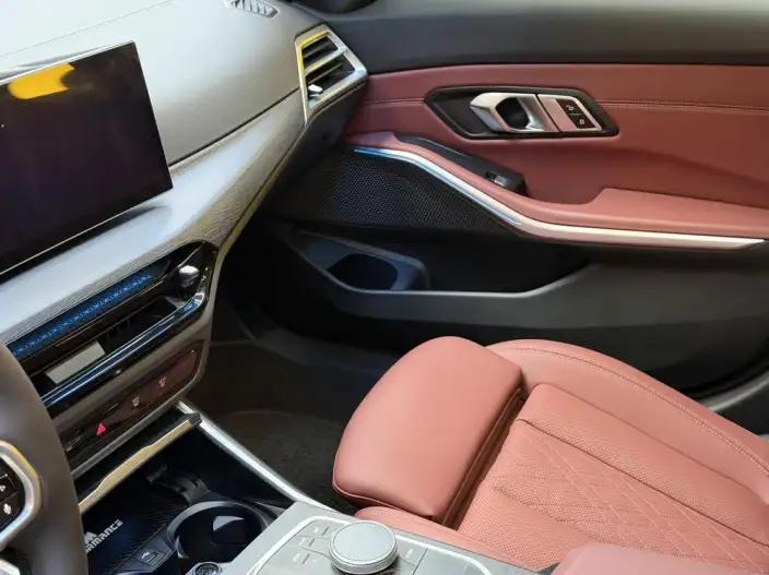 BMW 3 Series 2025 Model 325Li M Sports Set – фото 4