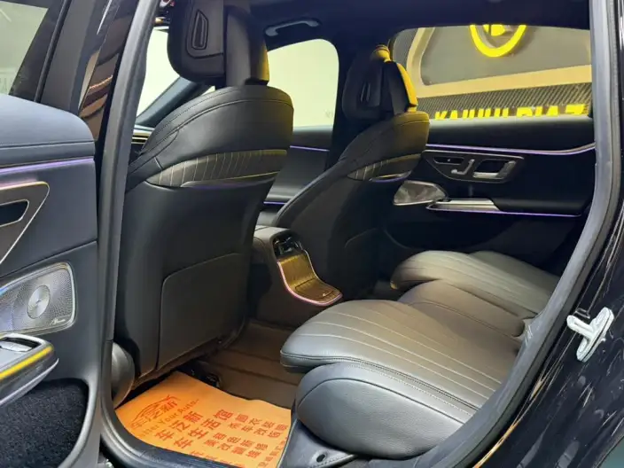 Mercedes-Benz E-Class 2024 Model E 300 L Luxury Model sedan – фото 10