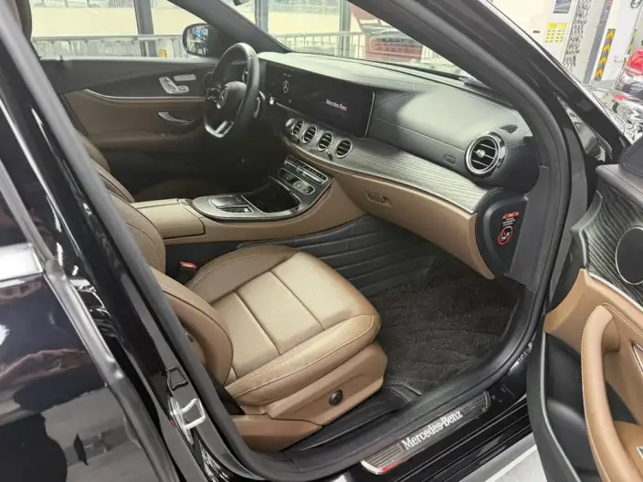 Mercedes-Benz E-Class 2023 Model E 300 L Fashion Model sedan – фото 7